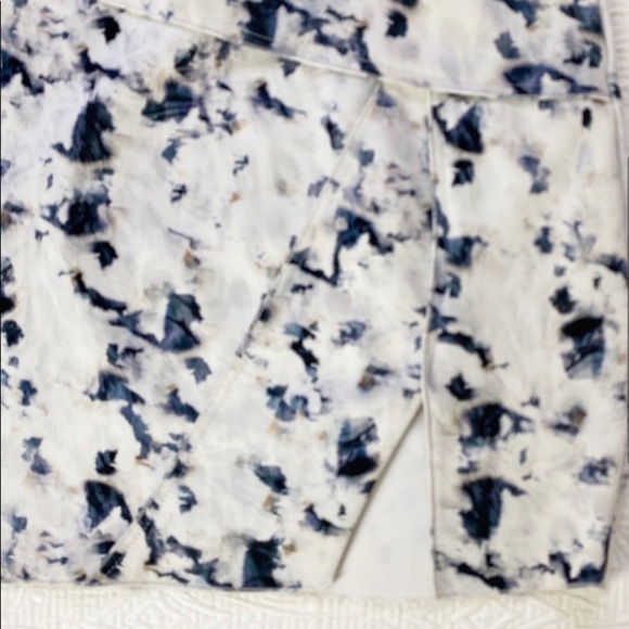 Zara Neoprene Printed Skirt Size L - Picture 2 of 6